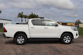 2019 Toyota Hilux - Thumbnail