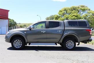 2018 Mitsubishi Triton - Thumbnail