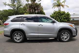 2014 Toyota Highlander - Thumbnail