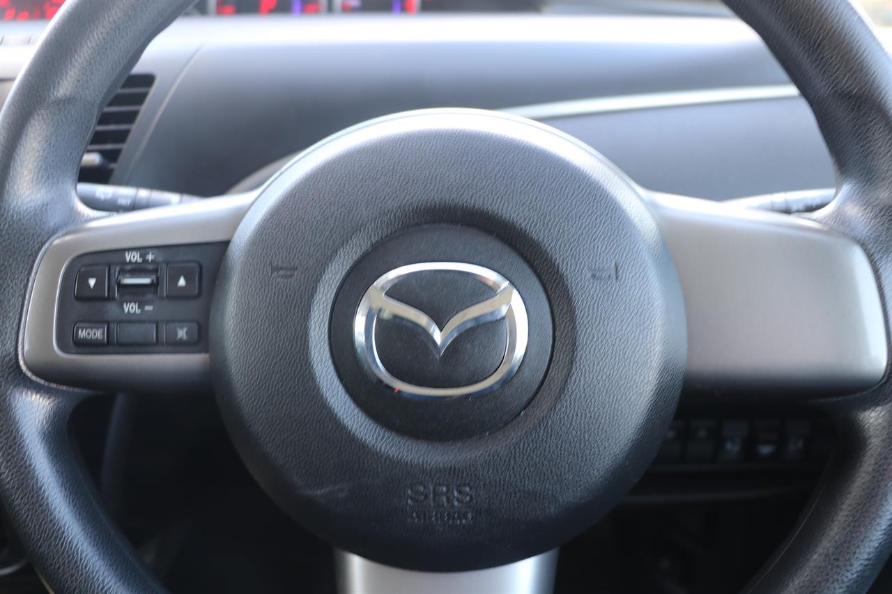 2011 Mazda Biante