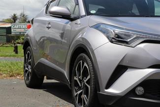 2017 Toyota C-Hr - Thumbnail