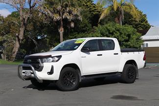 2021 Toyota Hilux - Thumbnail