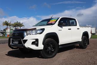 2020 Toyota Hilux - Thumbnail