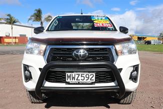 2020 Toyota Hilux - Thumbnail