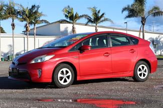 2013 Toyota Prius - Thumbnail