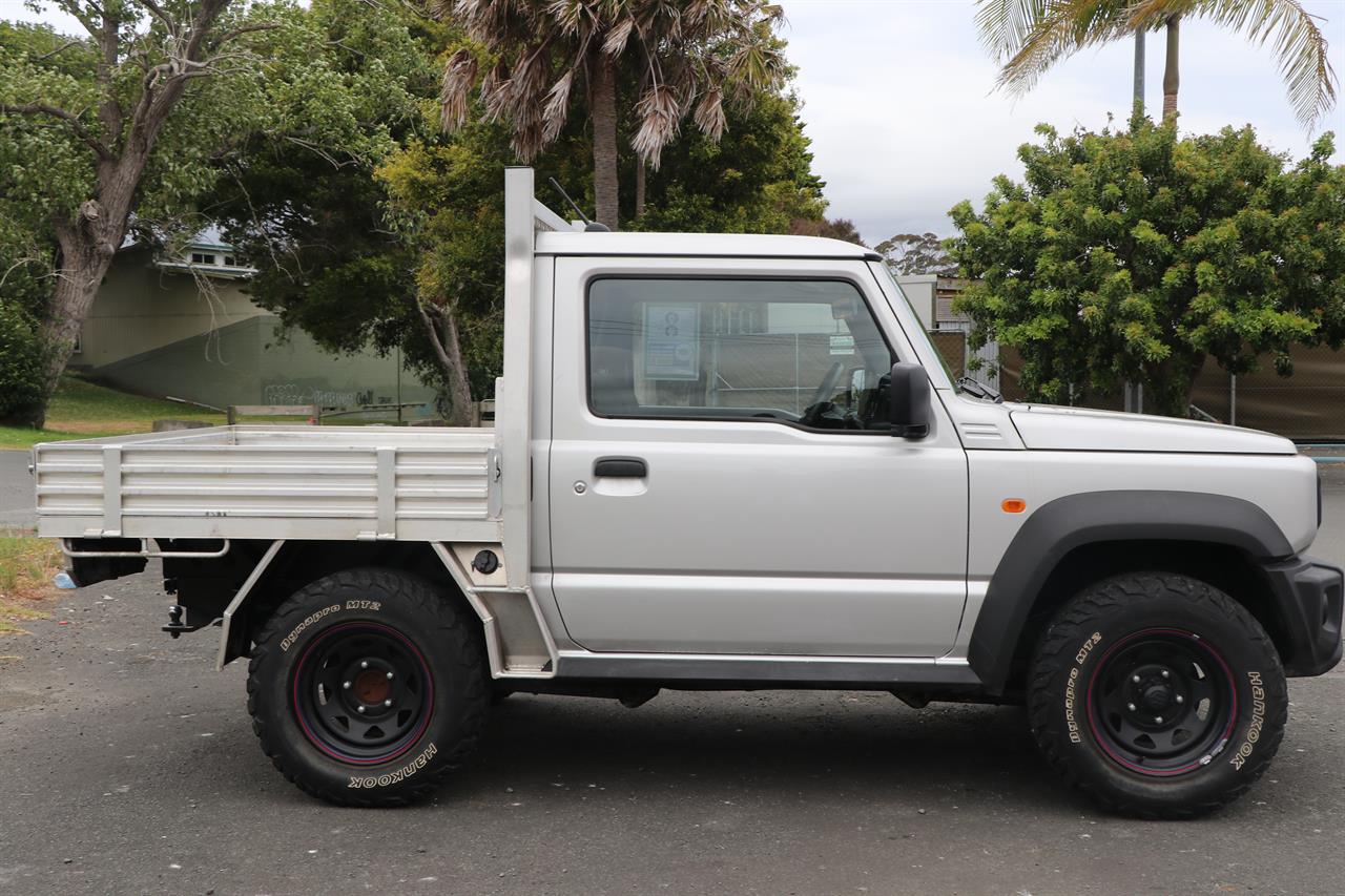 2023 Suzuki Jimny