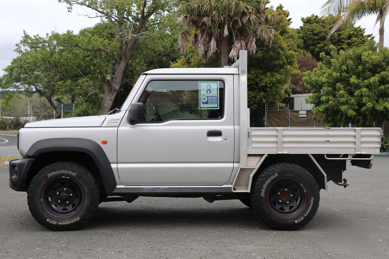 2023 Suzuki Jimny