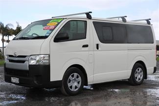 2018 Toyota Hiace - Thumbnail