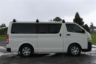 2018 Toyota Hiace - Thumbnail