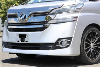 2015 Toyota Vellfire - Thumbnail