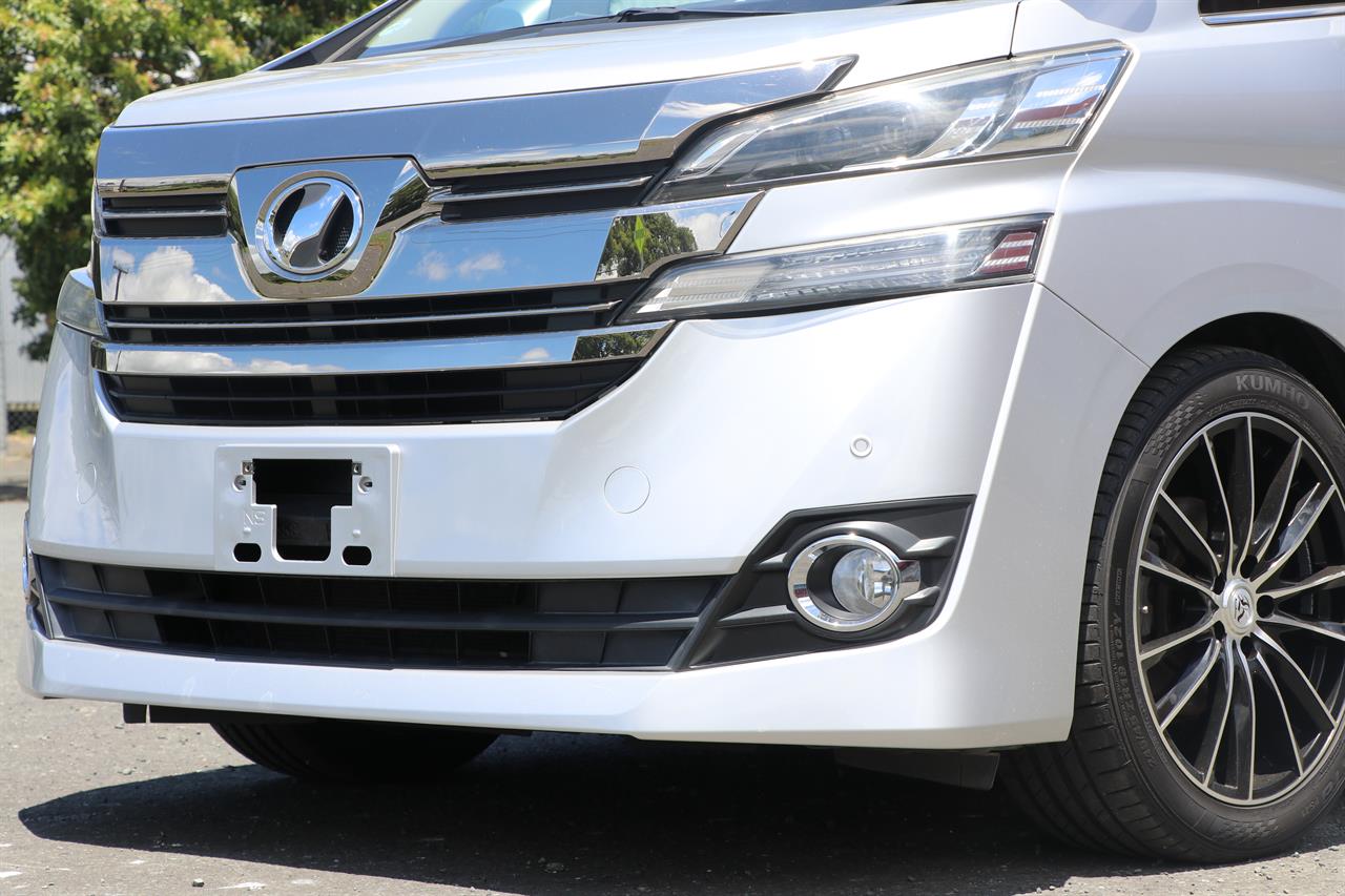 2015 Toyota Vellfire