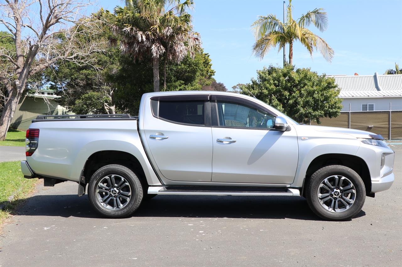 2020 Mitsubishi Triton