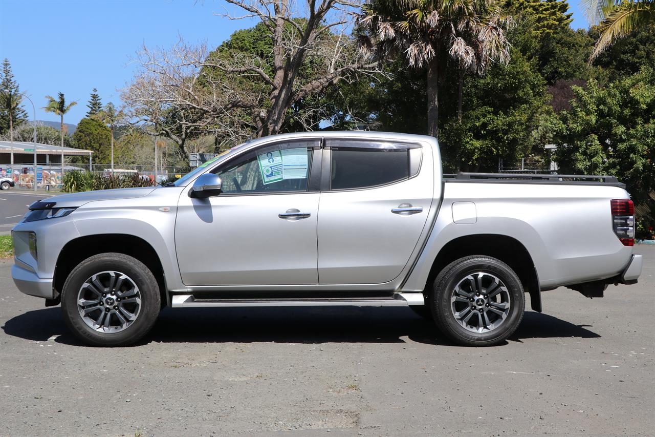 2020 Mitsubishi Triton