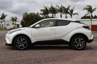 2018 Toyota C-Hr - Thumbnail