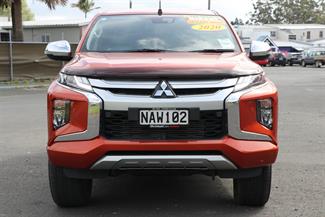 2020 Mitsubishi Triton - Thumbnail