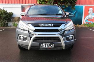 2021 Isuzu MU-X - Thumbnail