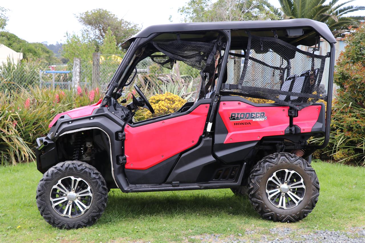 2017 Honda Pioneer