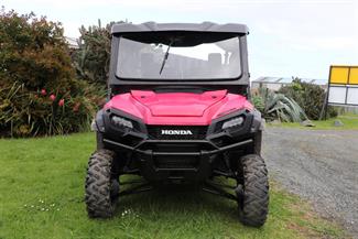 2017 Honda Pioneer - Thumbnail