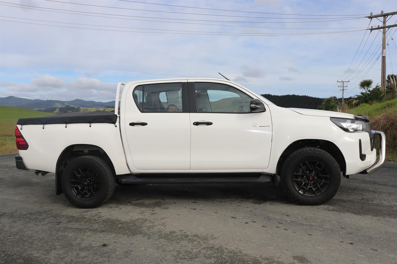 2021 Toyota Hilux