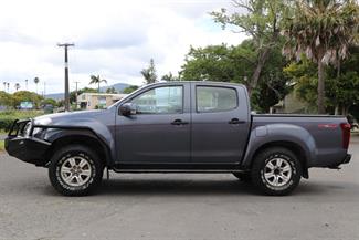 2019 Isuzu D-Max - Thumbnail